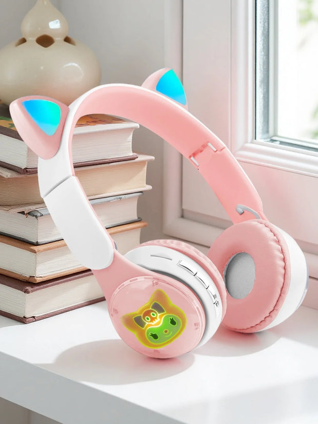 Headset Bluetooth headphones with vibrant RGB lighting effect, high battery life and low latency wireless Bluetooth headphones